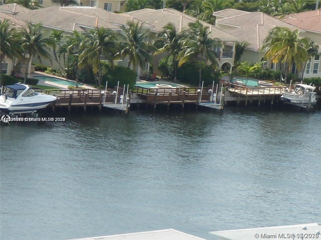 WAVE CONDO - Residential Lease