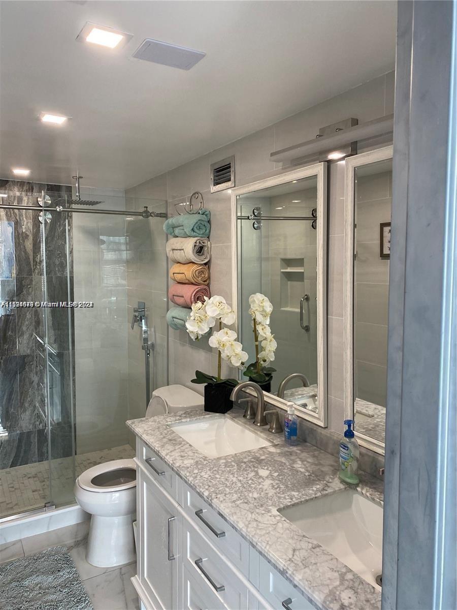 WAVE CONDO - Residential Lease