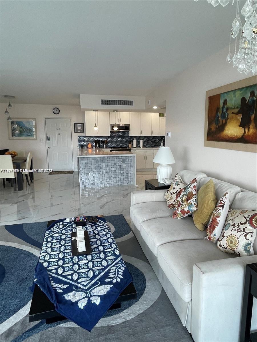 WAVE CONDO - Residential Lease