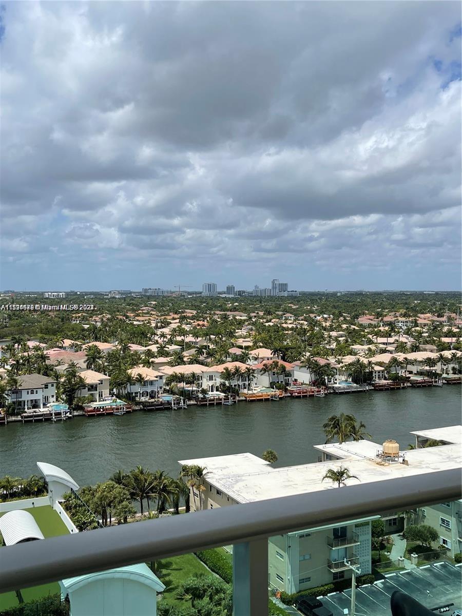 WAVE CONDO - Residential Lease