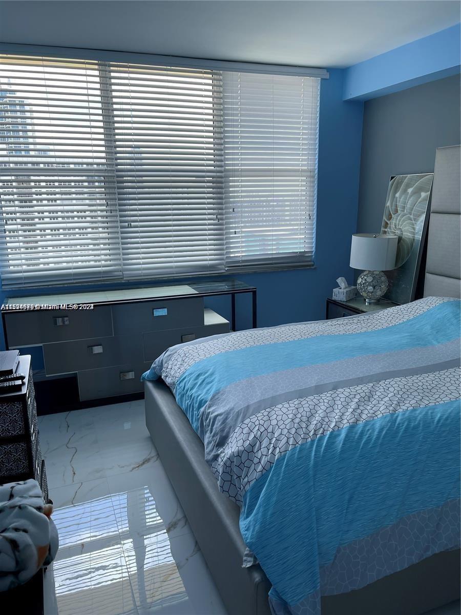 WAVE CONDO - Residential Lease