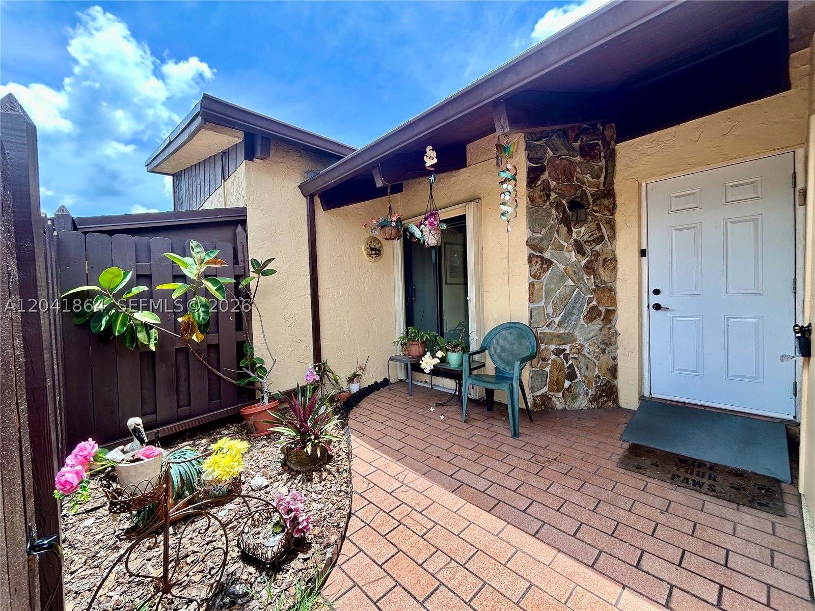VILLAS AT CARRIAGE HILLS - Residential