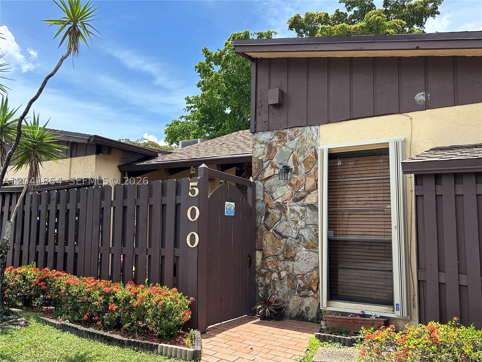 VILLAS AT CARRIAGE HILLS - Residential