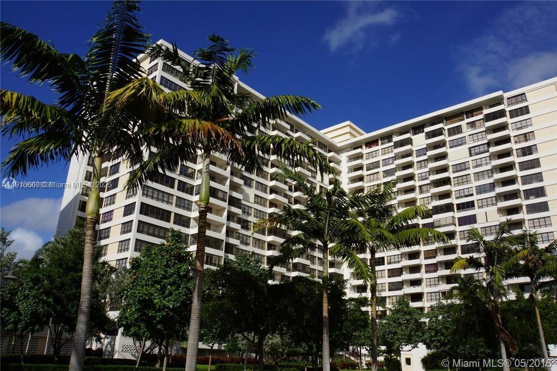 OLYMPUS CONDO - Residential