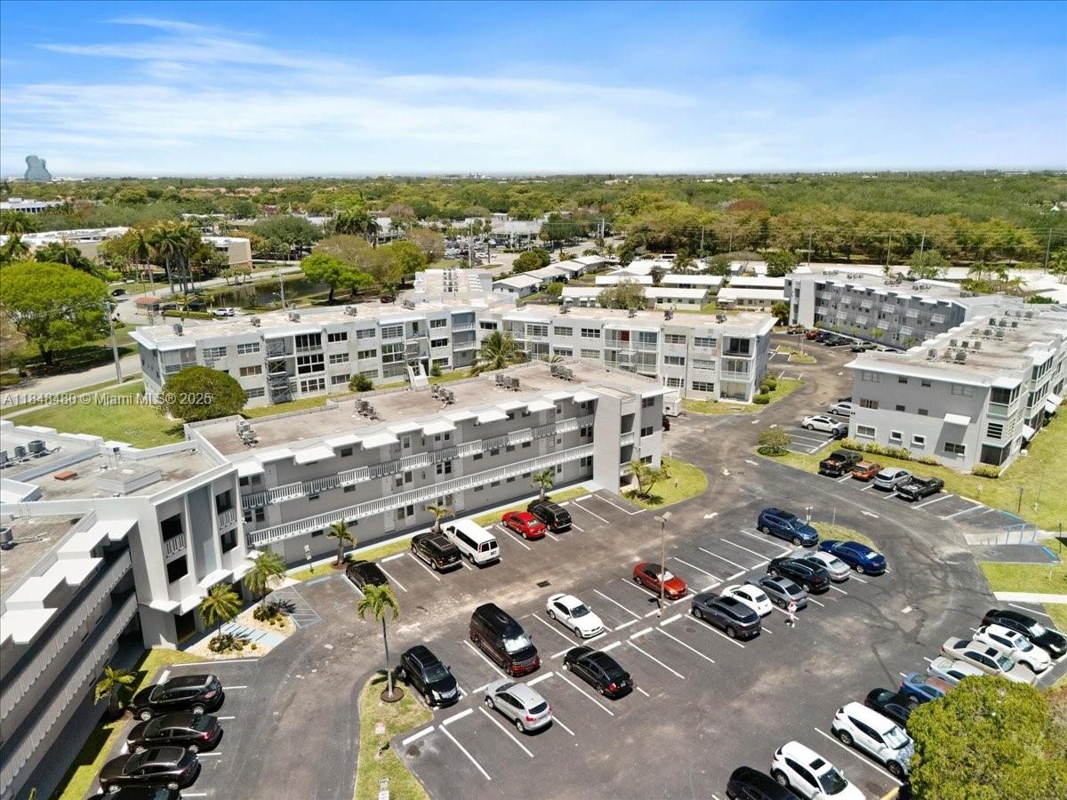 SHERIDAN LAKES CONDO APTS - Residential Lease