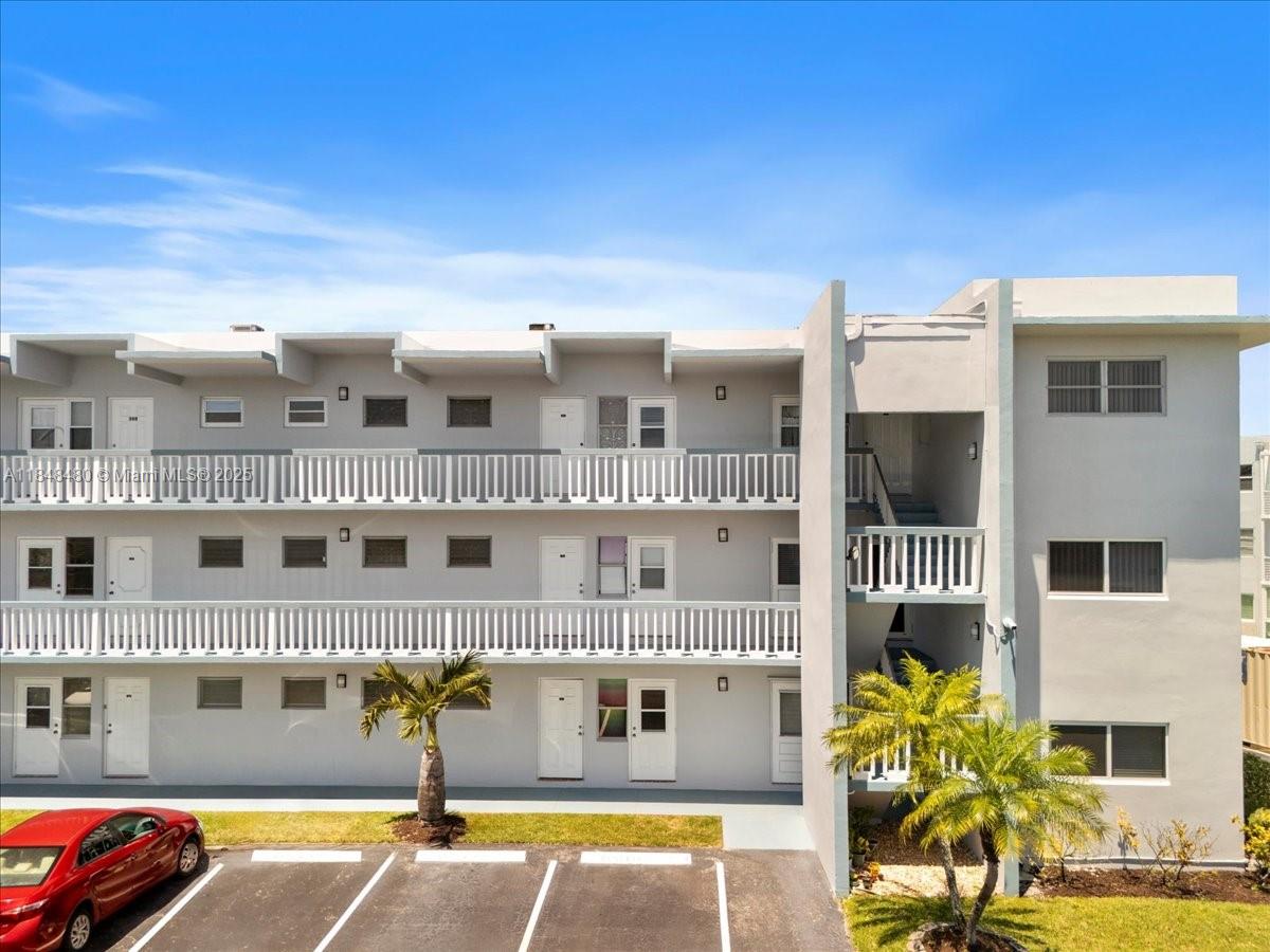 SHERIDAN LAKES CONDO APTS - Residential Lease