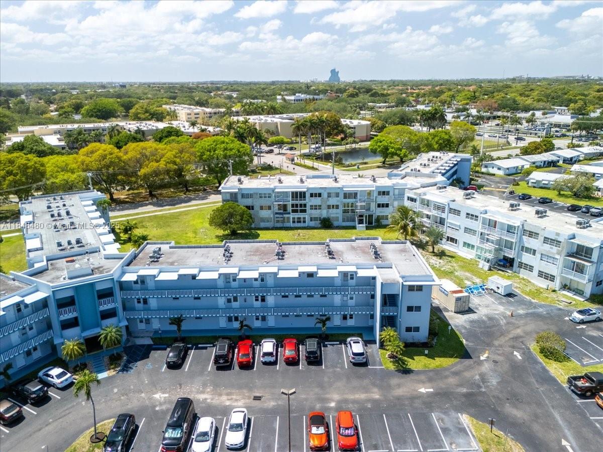 SHERIDAN LAKES CONDO APTS - Residential Lease