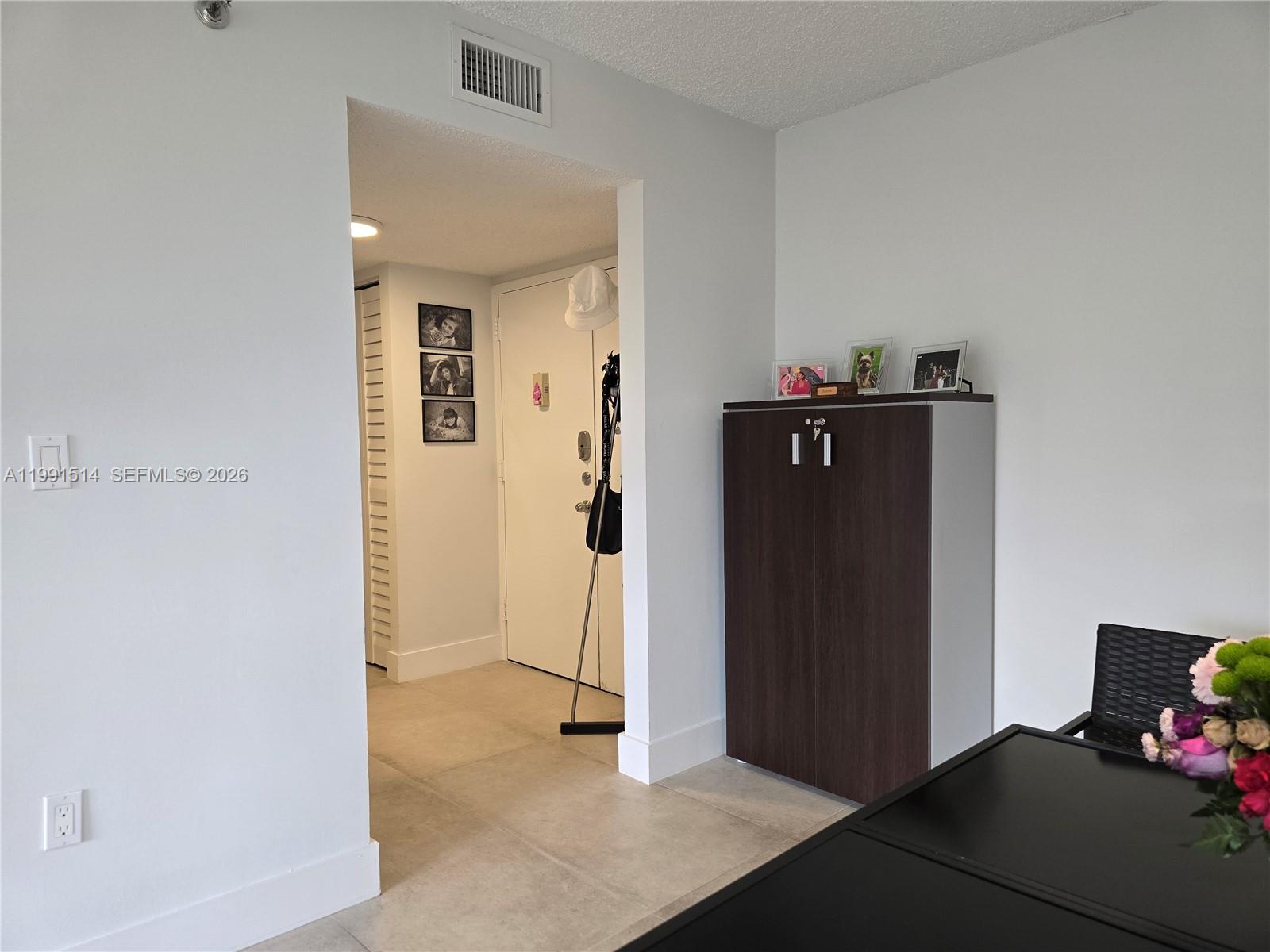 GREYNOLDS PARK CLUB CONDO - Residential