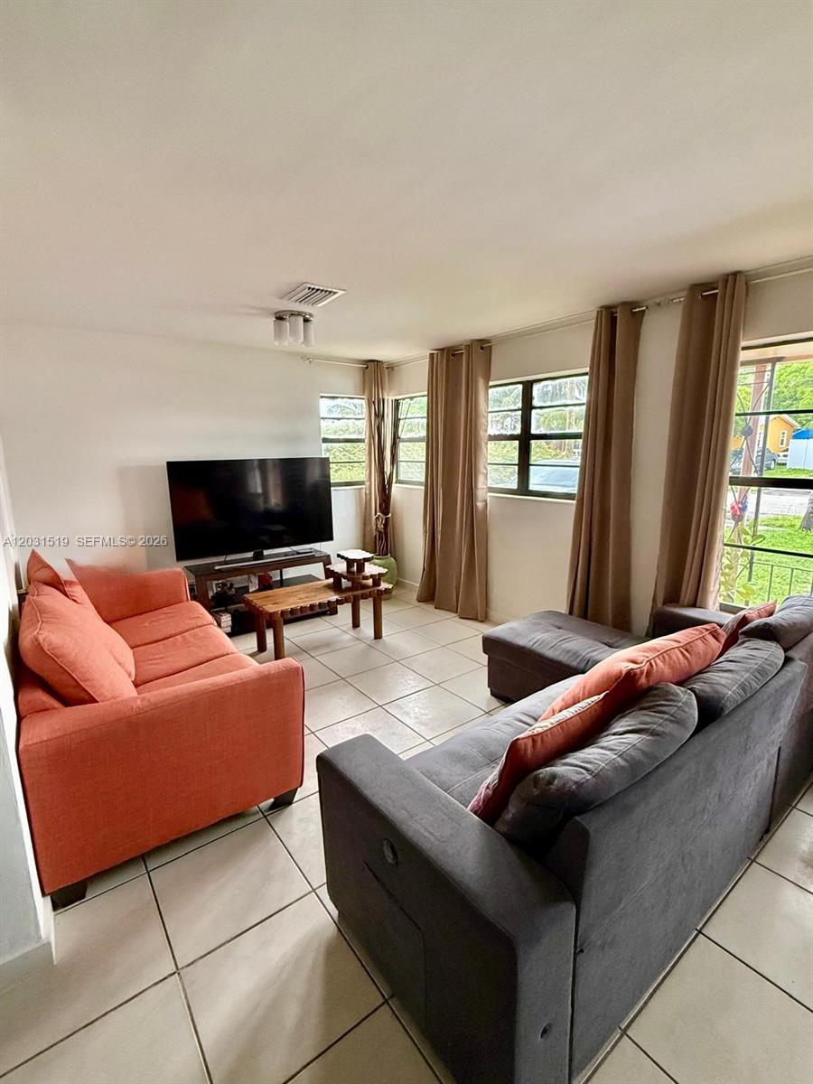 SCOTT LAKE MANOR SEC 5 - Residential