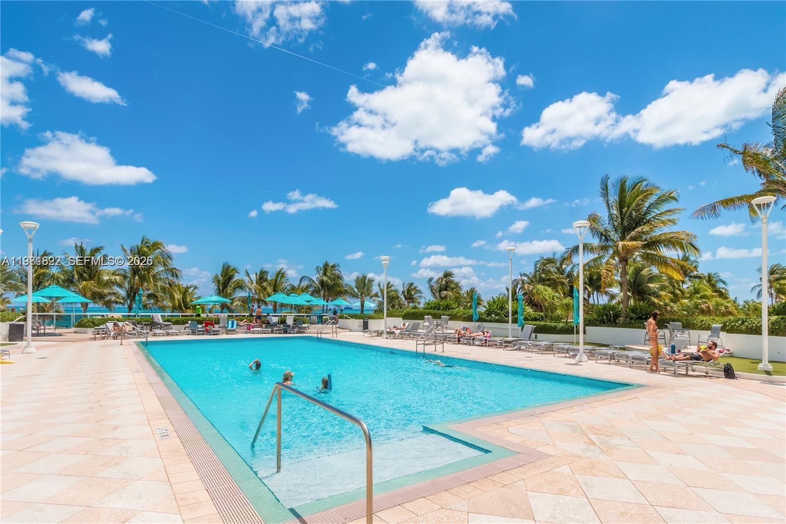 THE DECOPLAGE CONDO - Residential