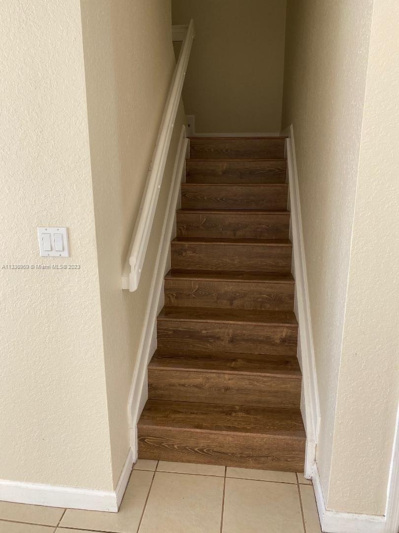 SANTA BARBARA 1ST ADDN - Residential Lease