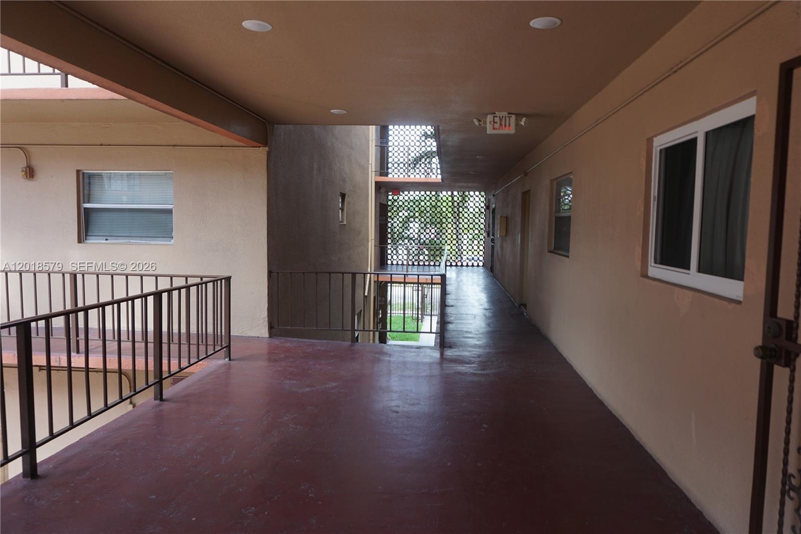 ROYAL PALMETTO CONDO - Residential