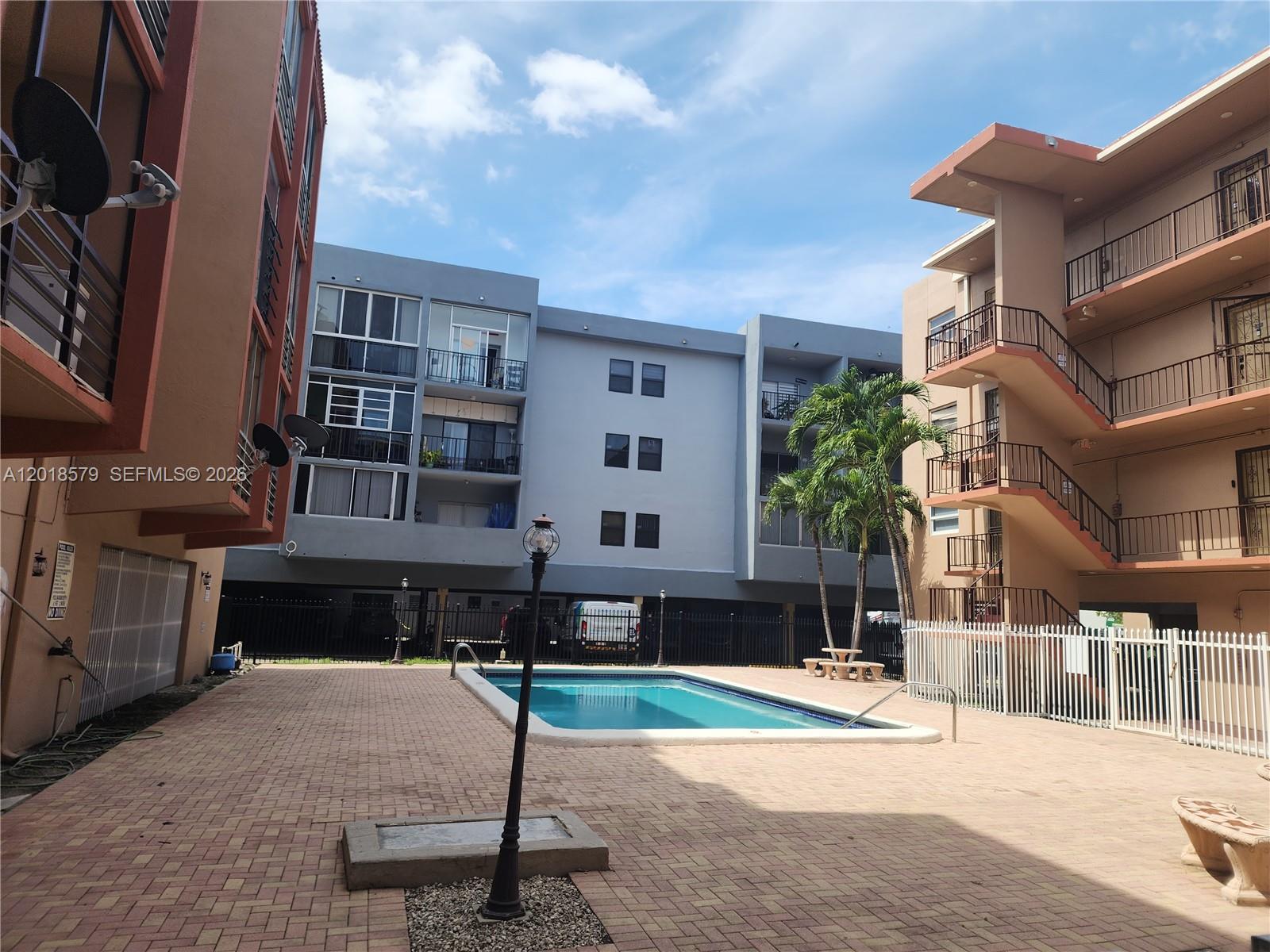 ROYAL PALMETTO CONDO - Residential