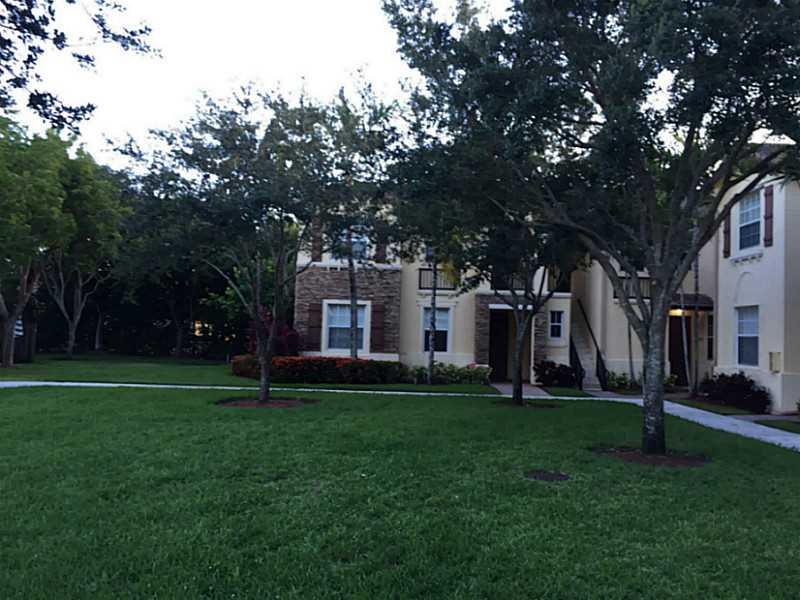 VILLAS AT CARMEL CONDO NO - Residential Lease