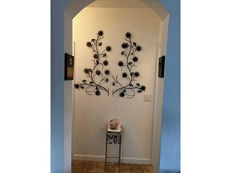 VILLAS AT CARMEL CONDO NO - Residential Lease