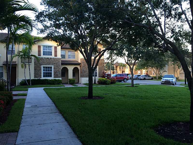 VILLAS AT CARMEL CONDO NO - Residential Lease