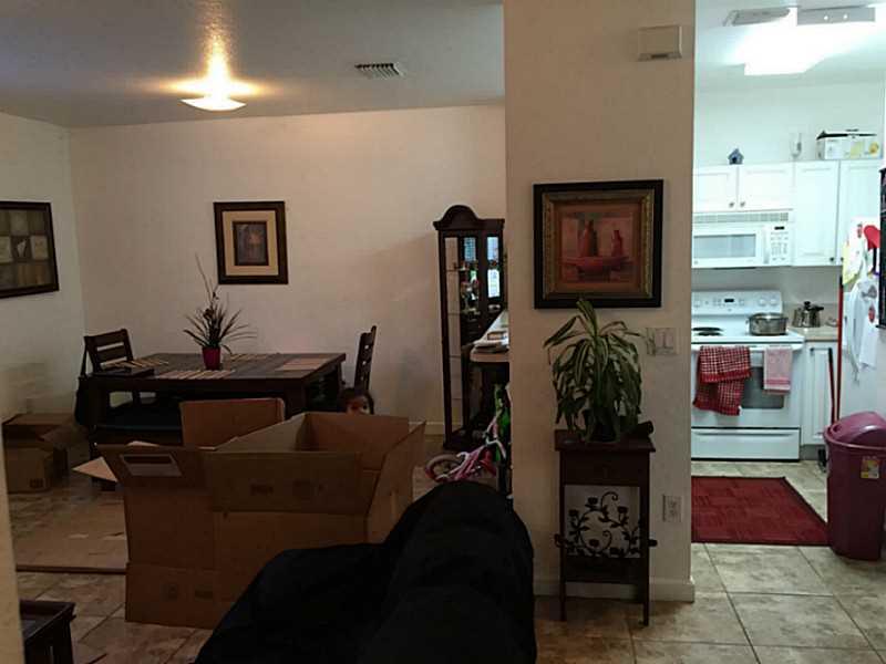 VILLAS AT CARMEL CONDO NO - Residential Lease