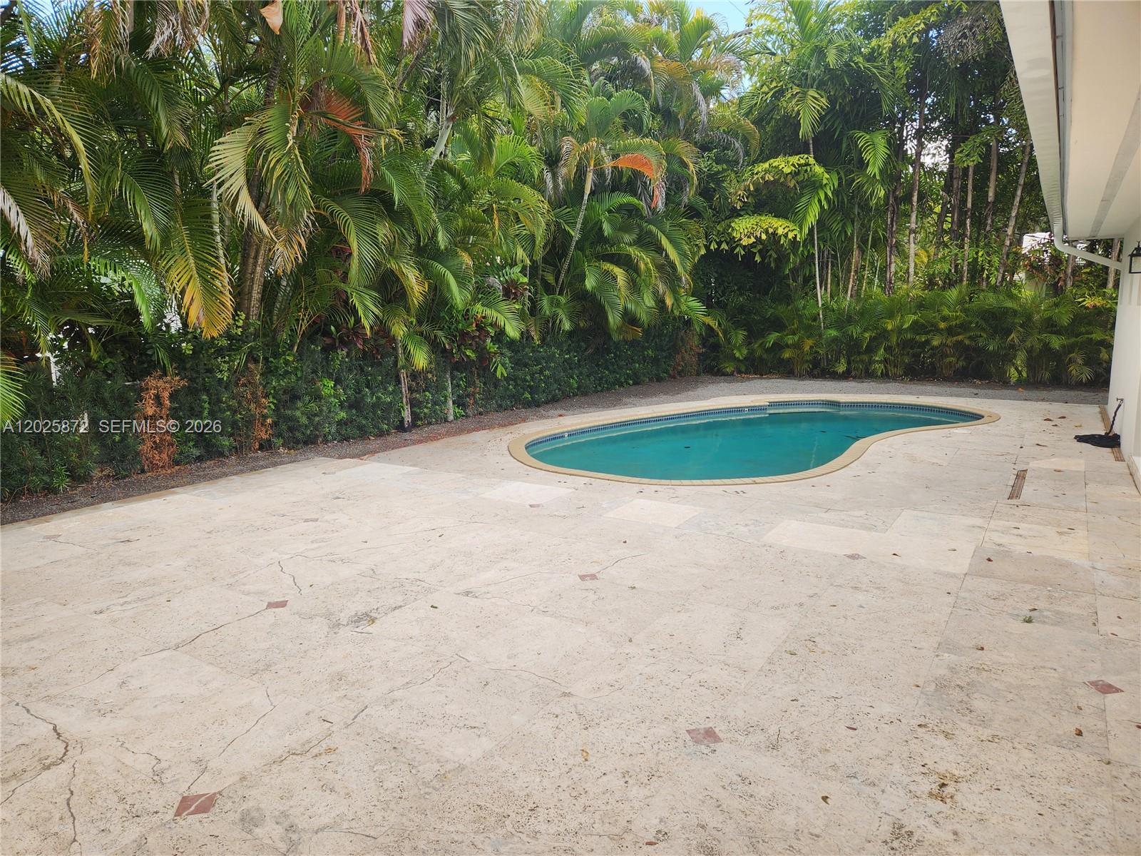 C GABLES RIVIERA SEC 12 - Residential Lease