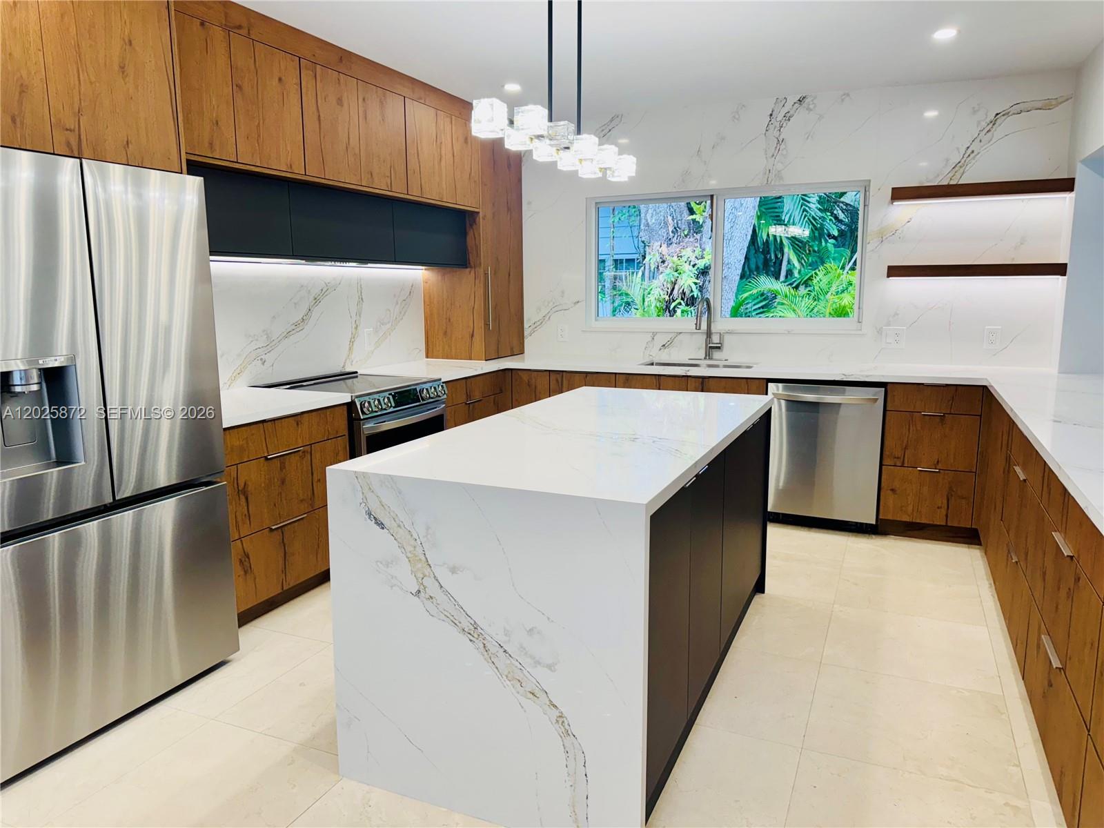 C GABLES RIVIERA SEC 12 - Residential Lease