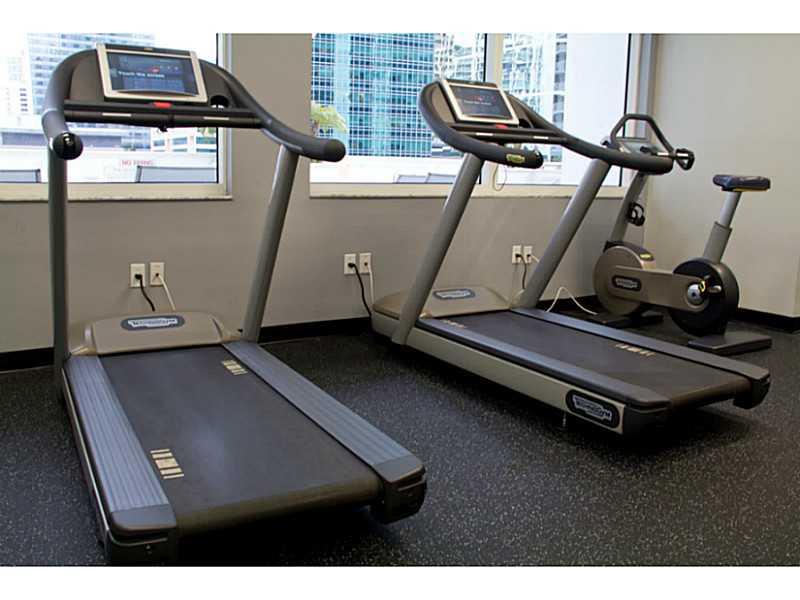 PLAZA CONDO - Residential Lease