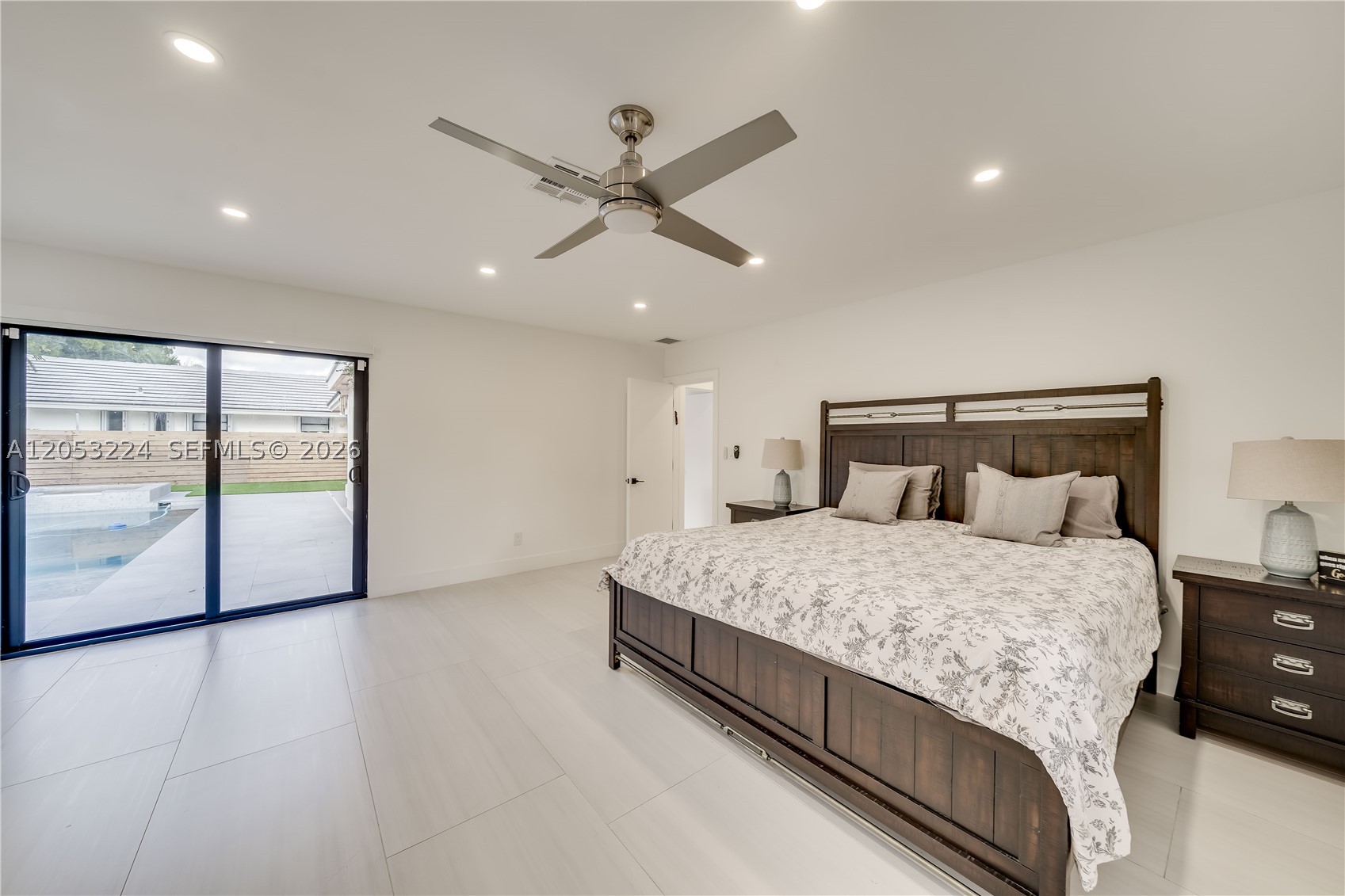 HOLLYWOOD HILLS NORTH SEC - Residential