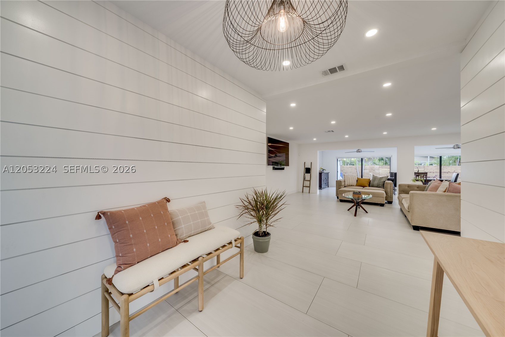 HOLLYWOOD HILLS NORTH SEC - Residential