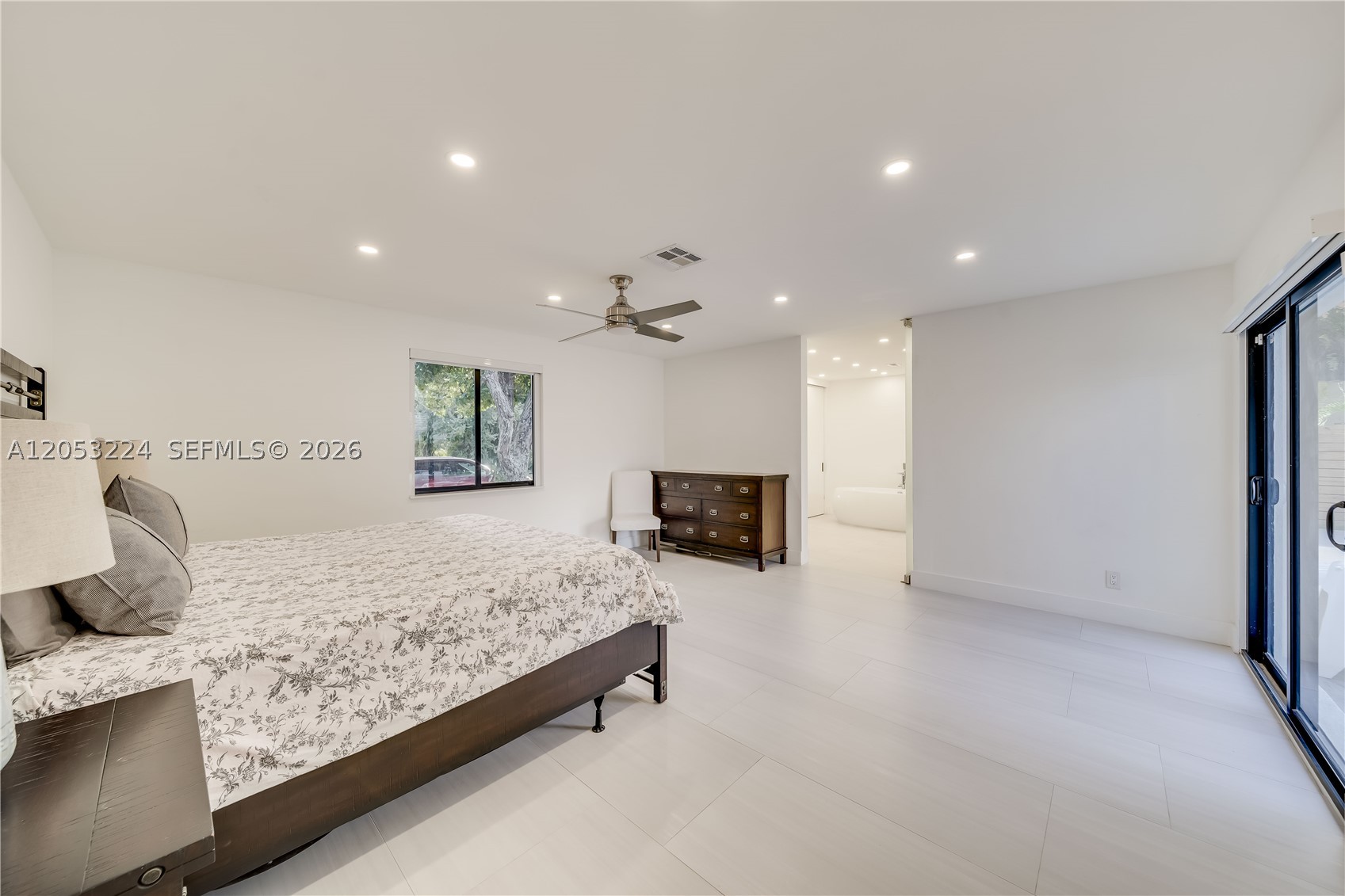 HOLLYWOOD HILLS NORTH SEC - Residential
