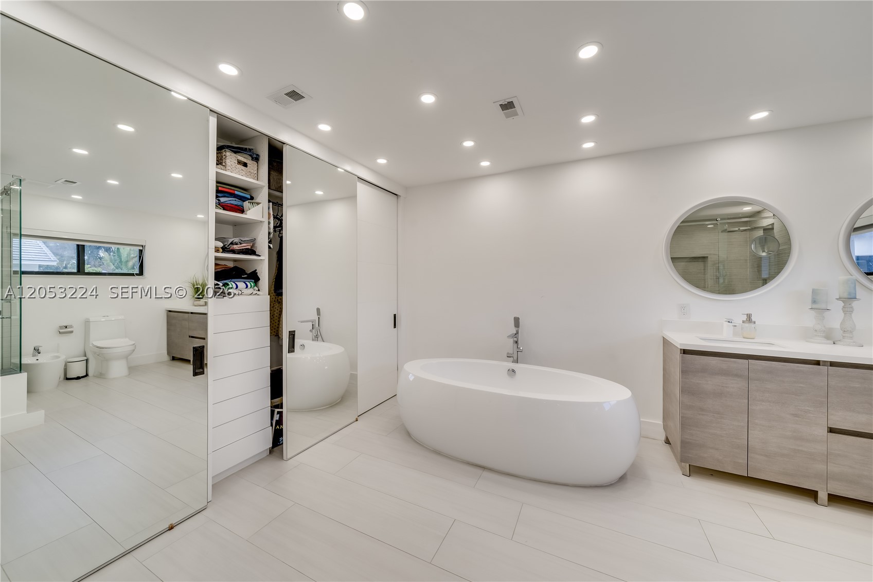 HOLLYWOOD HILLS NORTH SEC - Residential
