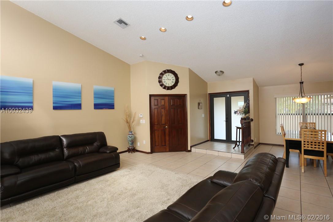 Cypress Glen - Residential