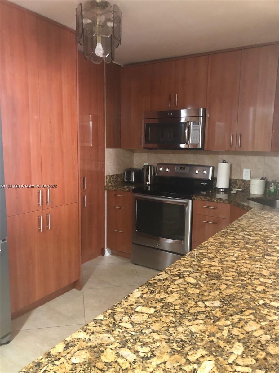 PRINCE GEORGE ARMS CONDO - Residential