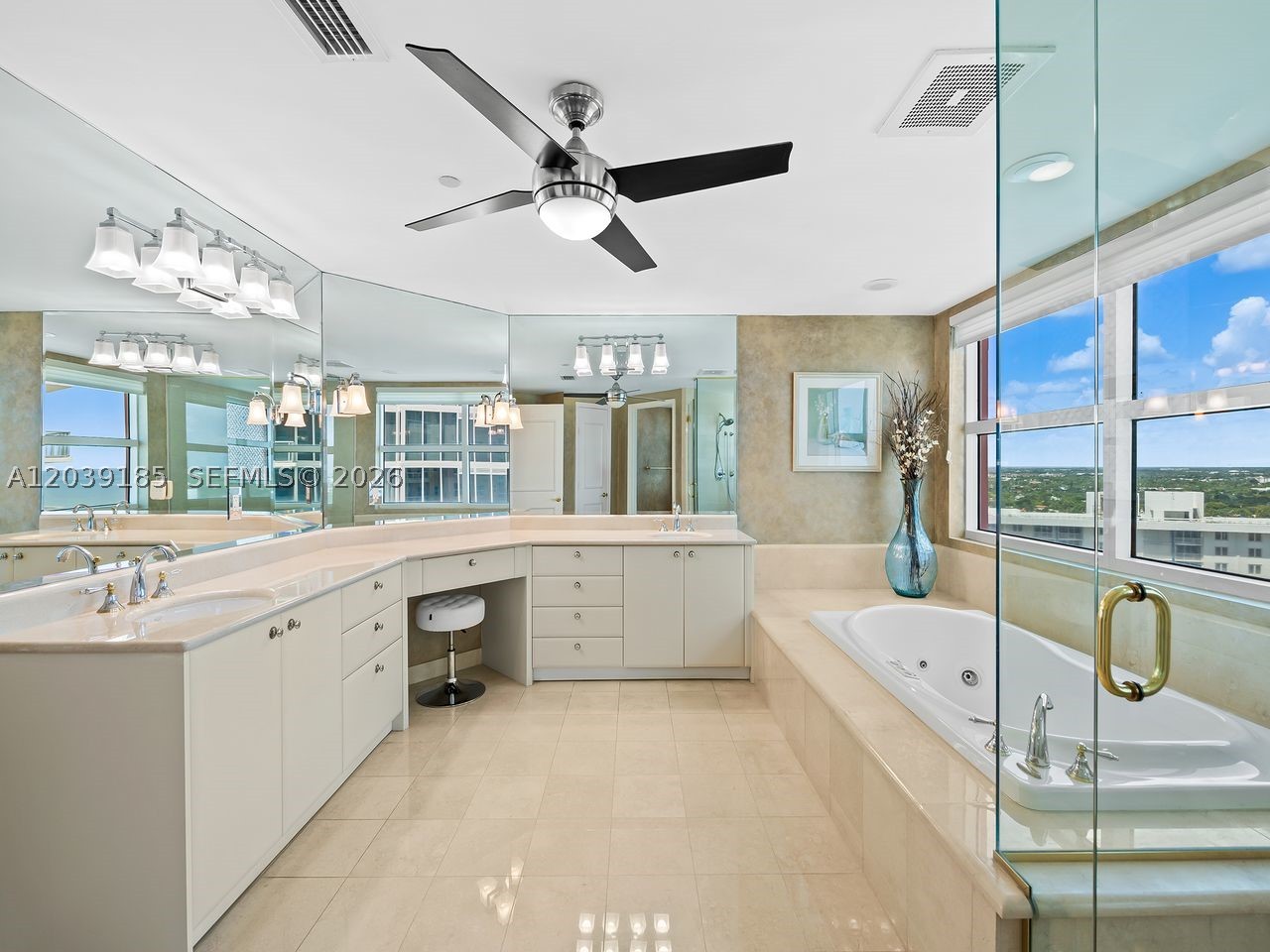 The Palms - Residential