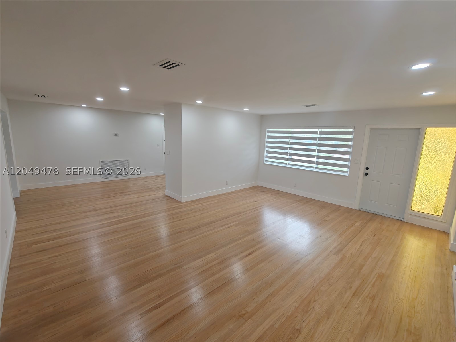 HOLLYWOOD HILLS - Residential Lease