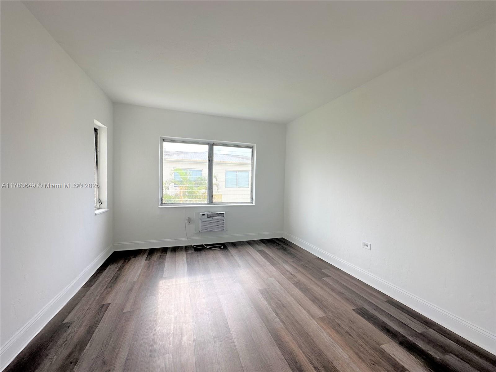 ISLE OF NORMANDY MIAMI VI - Residential Lease