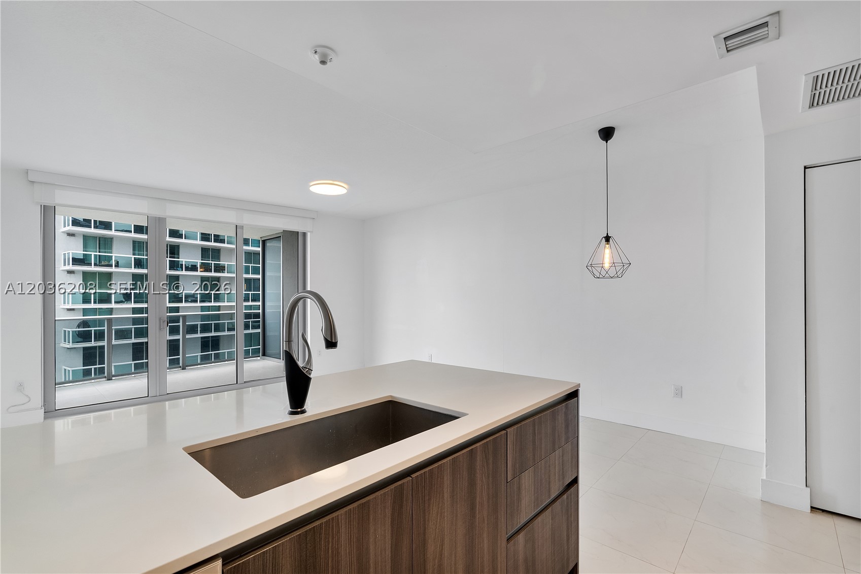 ARIA ON THE BAY CONDO - Residential Lease