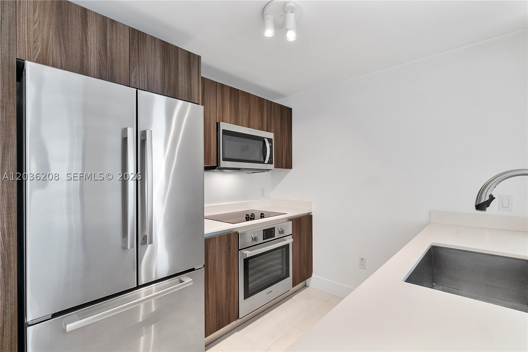 ARIA ON THE BAY CONDO - Residential Lease
