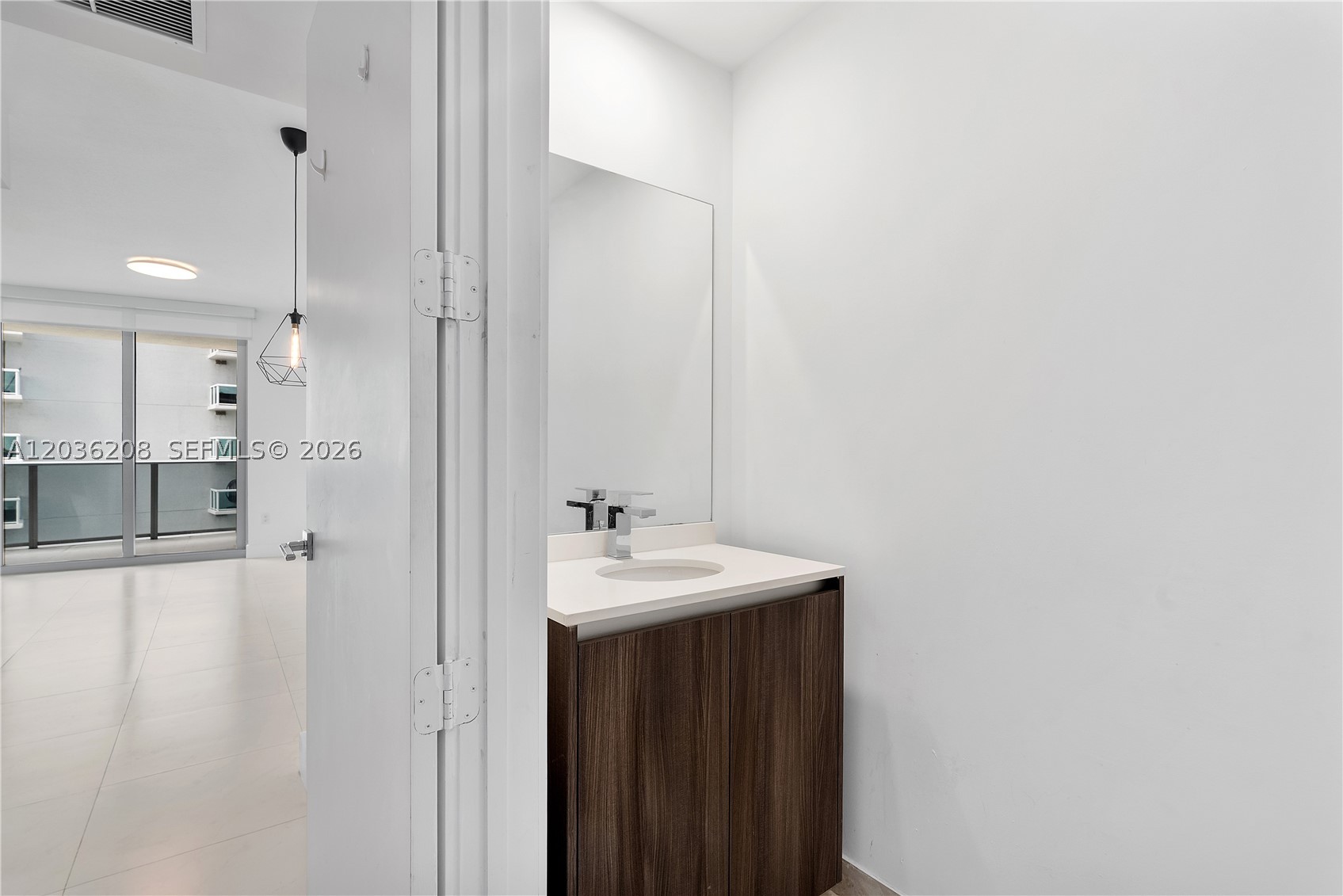 ARIA ON THE BAY CONDO - Residential Lease