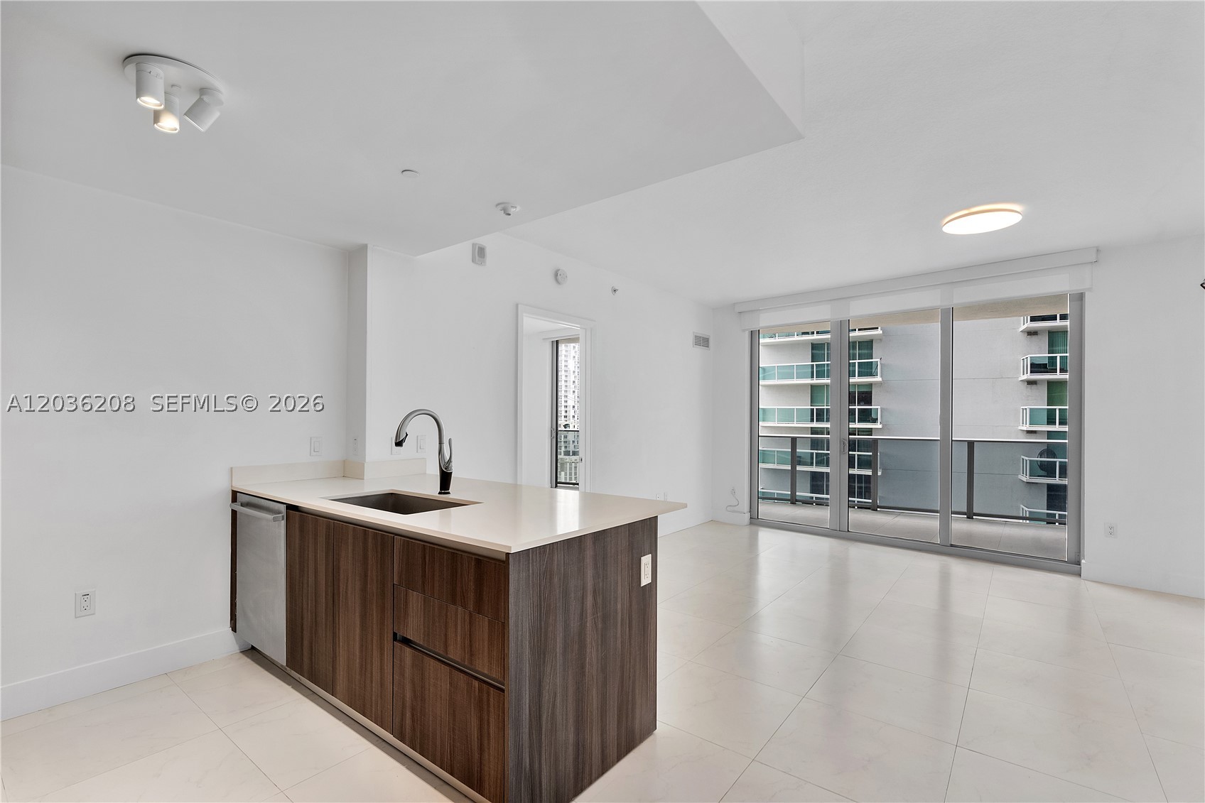 ARIA ON THE BAY CONDO - Residential Lease