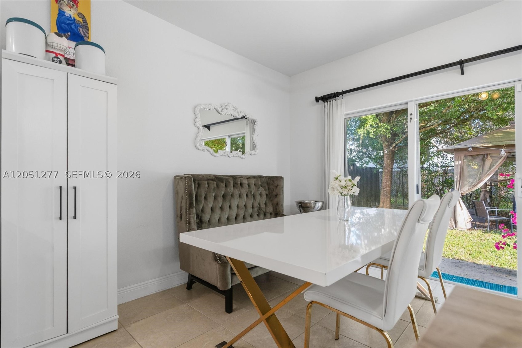EMILIOS PLACE AT OASIS - Residential