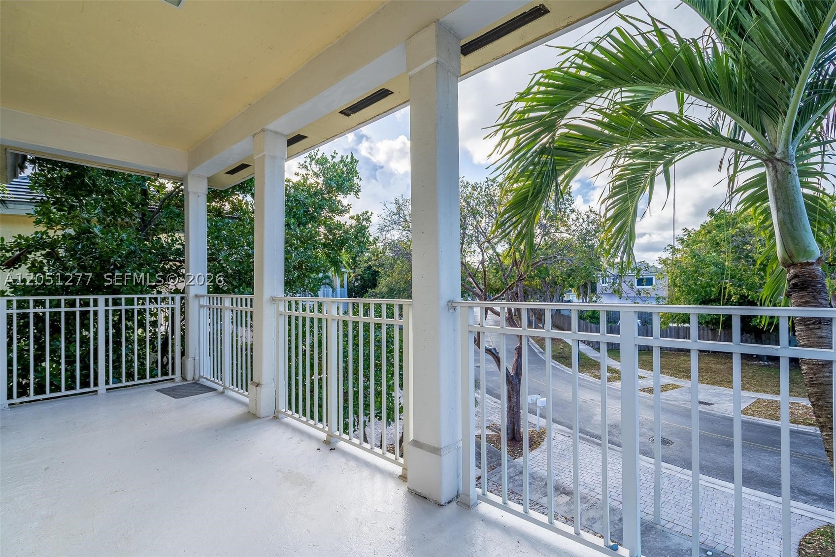 EMILIOS PLACE AT OASIS - Residential