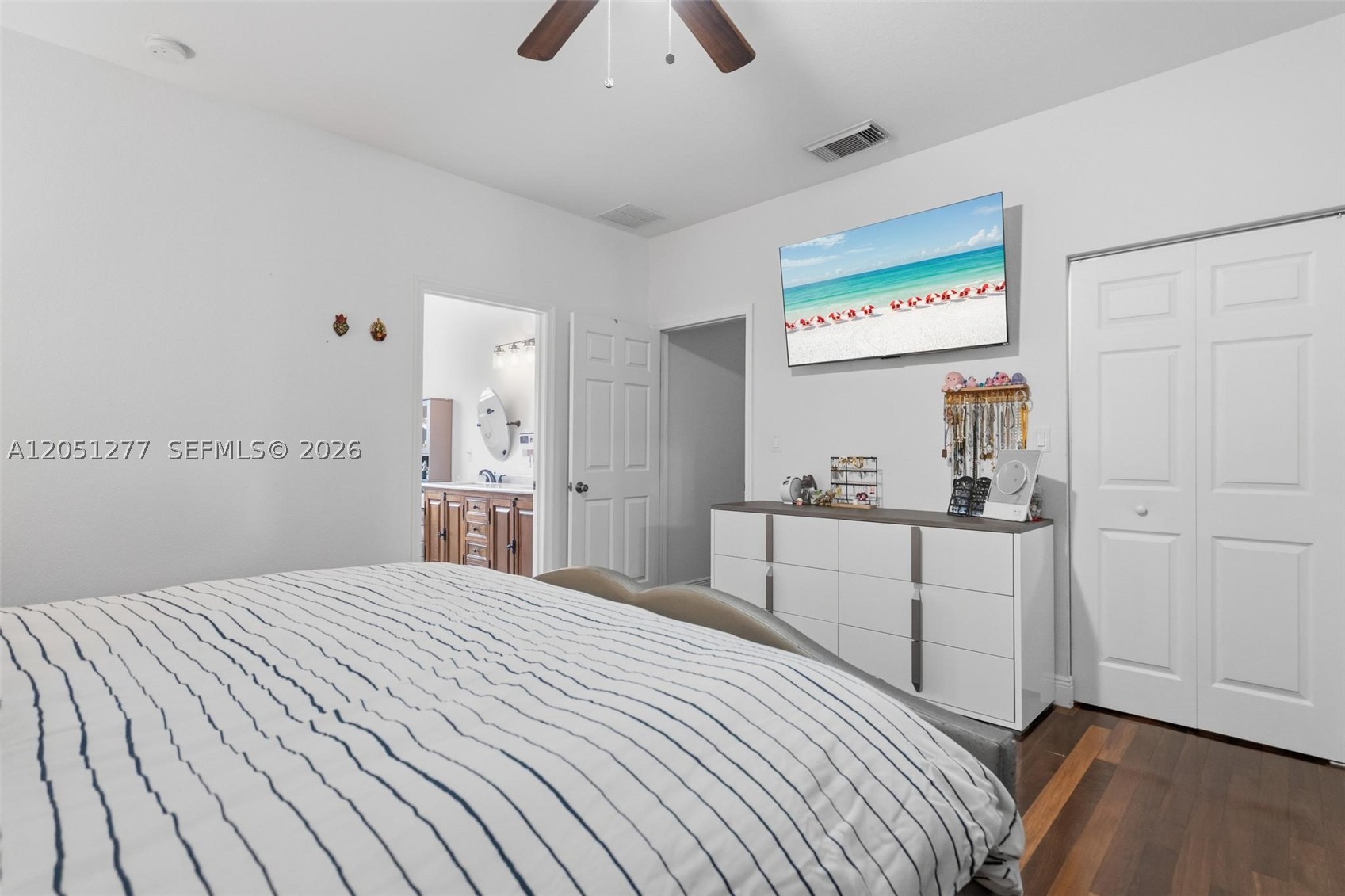 EMILIOS PLACE AT OASIS - Residential