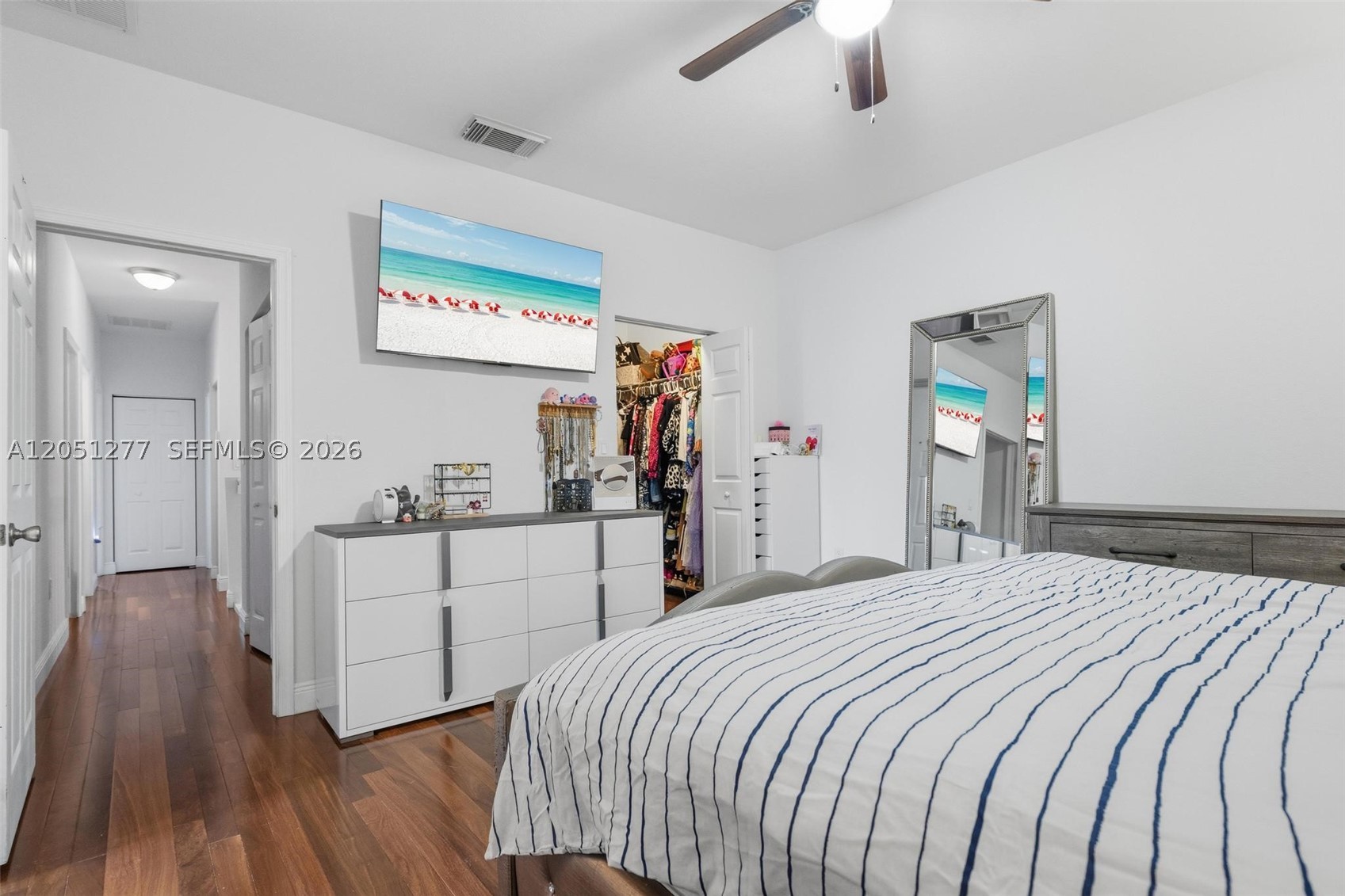 EMILIOS PLACE AT OASIS - Residential