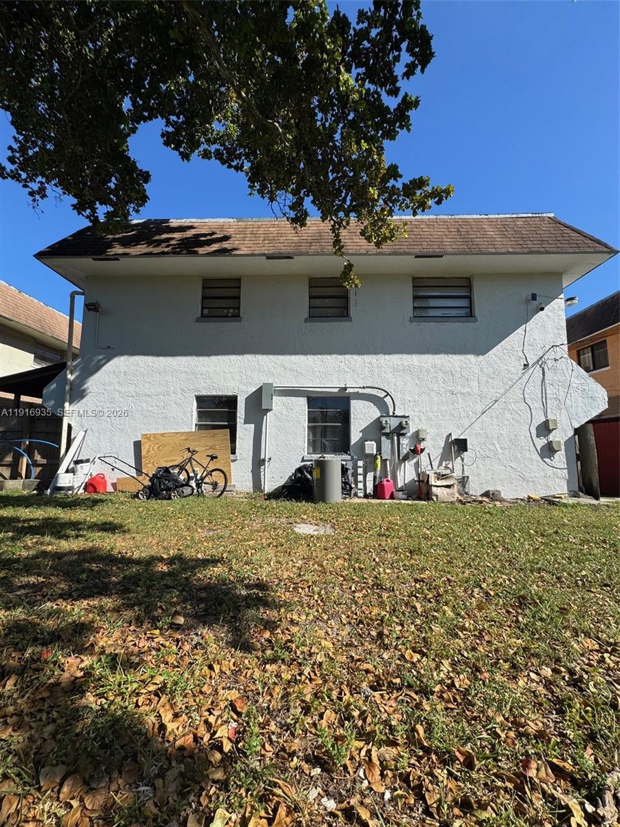 COLLIER GROVES - Residential Income