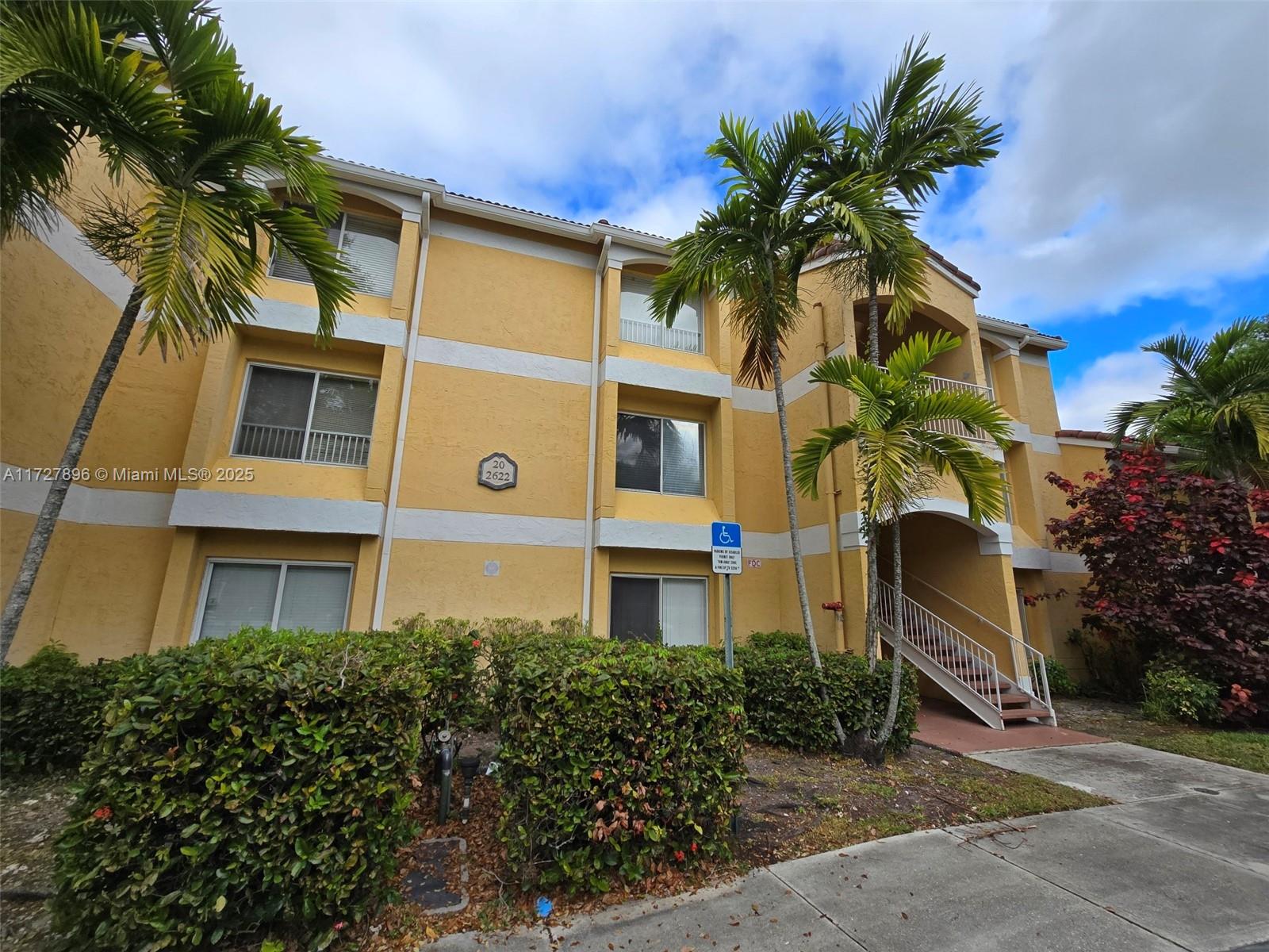 SAILBOAT POINTE CONDO - Residential