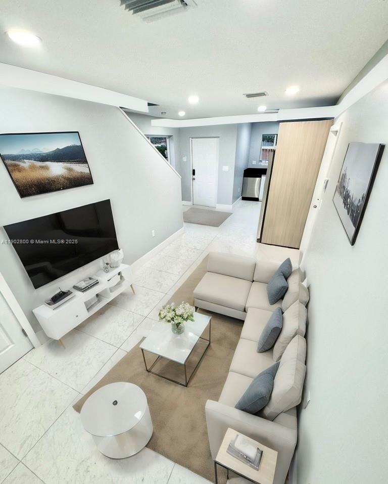 SEMINOLE ADD F R OLIVERS - Residential Income