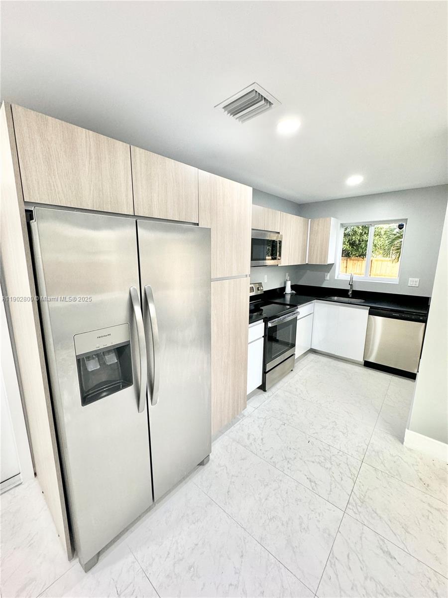 SEMINOLE ADD F R OLIVERS - Residential Income