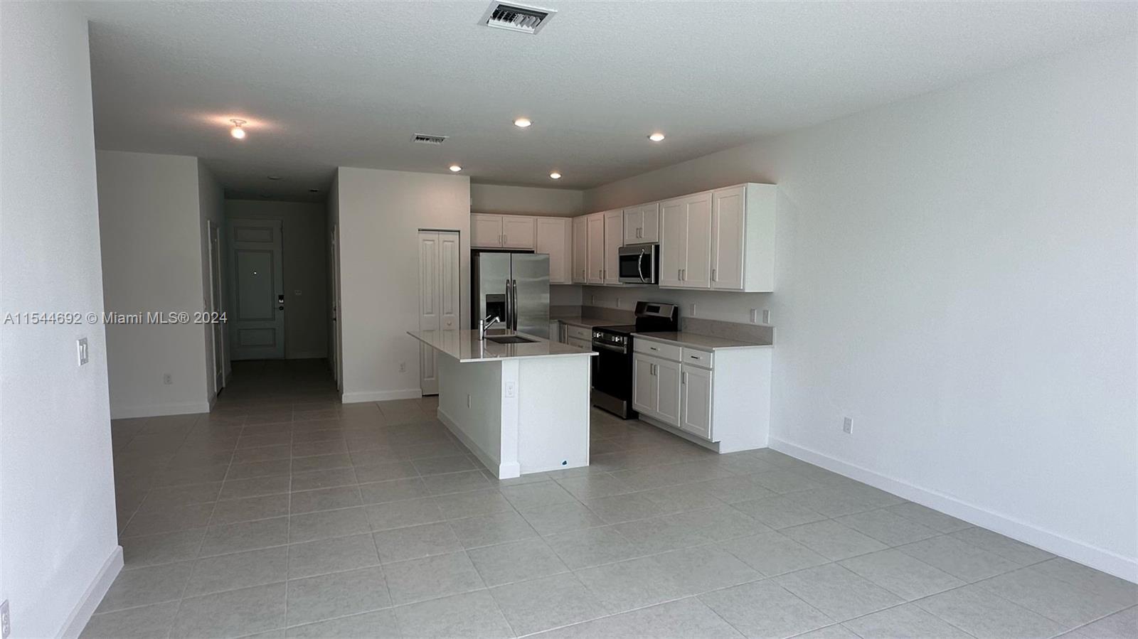 HEATHWOOD RESERVE PUD - Residential Lease