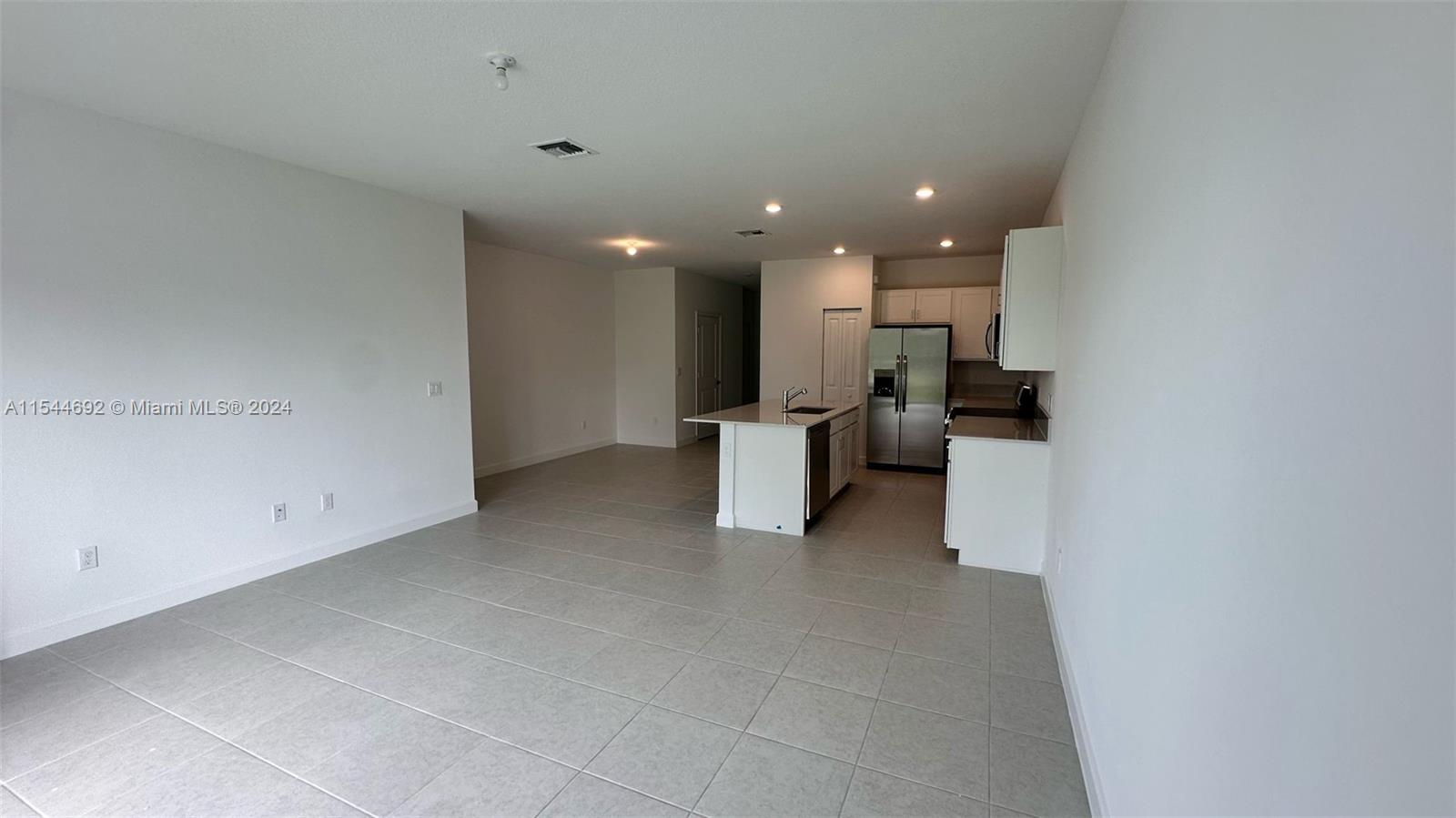 HEATHWOOD RESERVE PUD - Residential Lease