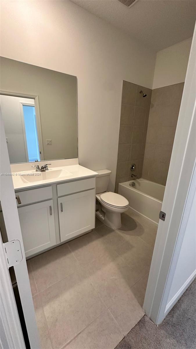 HEATHWOOD RESERVE PUD - Residential Lease