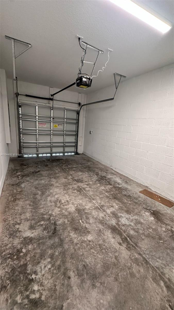 HEATHWOOD RESERVE PUD - Residential Lease