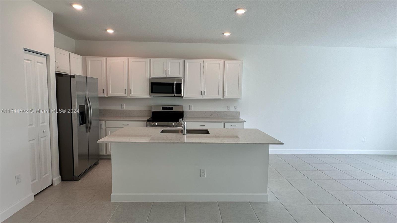 HEATHWOOD RESERVE PUD - Residential Lease